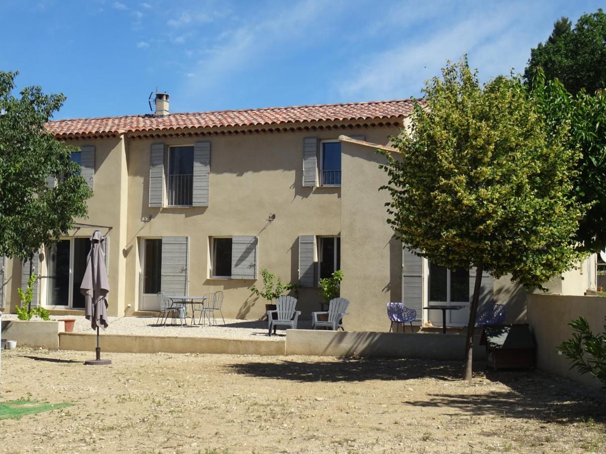 康帕涅塞雷斯住宿加早餐旅馆 Le Puy-Sainte-Réparade 外观 照片